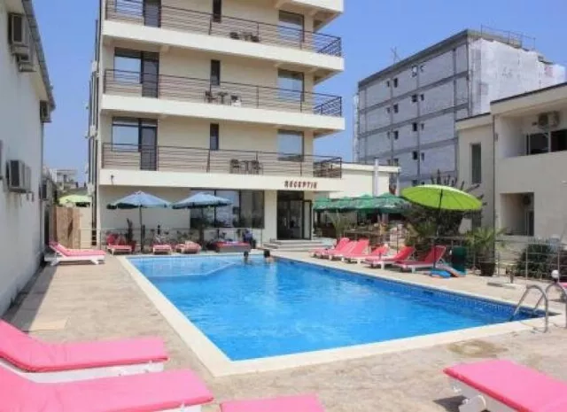 Hotel Leon Beach
