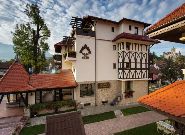 Inn Center - Casa Din Bran