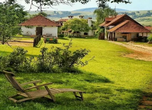 Casele De Oaspeti Ale Contelui Kalnoky
