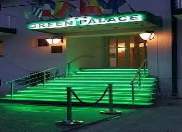 Hotel Green Palace