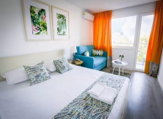 Hotel Spring Holiday Orange (fostul Clabucet)