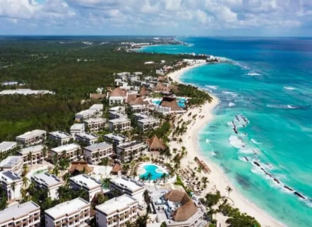 Hotel Bahia Principe Grand Tulum