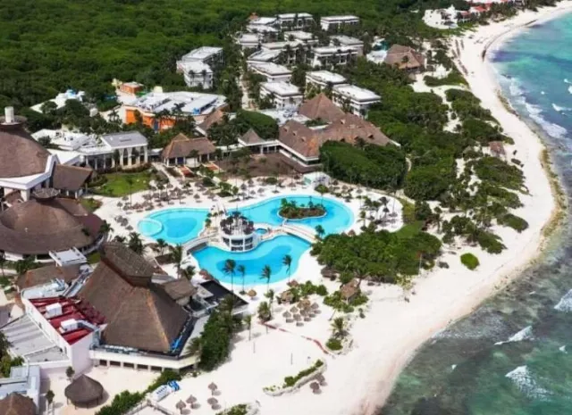 Hotel Bahia Principe Grand Tulum