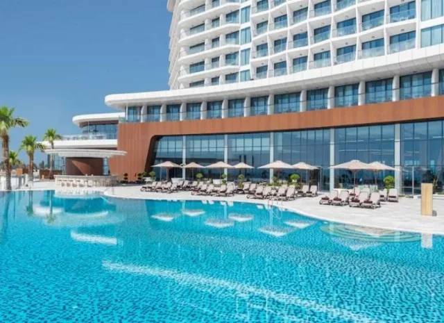 Hotel Hampton By Hilton Marjan Island