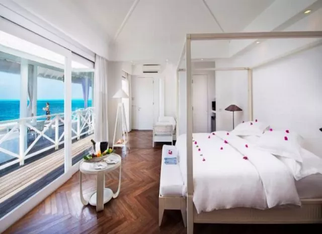 Hotel Diamonds Thudufushi Beach & Water Villas