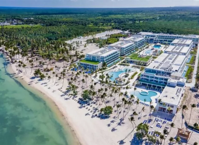 Hotel Serenade Punta Cana Beach And Spa Resort