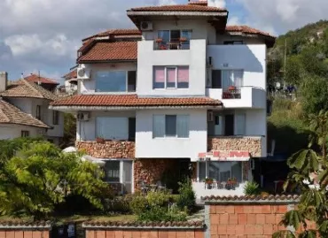 Sunny Vicky House, Bulgaria / Balchik