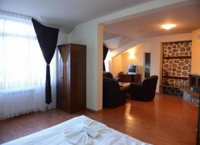Hotel Holiday Group