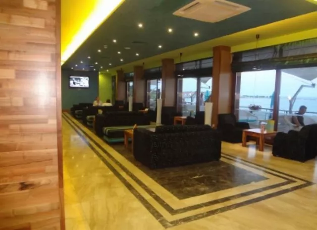 Hotel Mirage