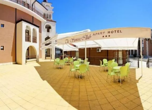 Hotel Sunrise Club
