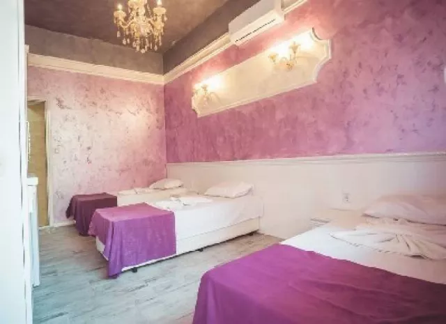Hotel Bahami