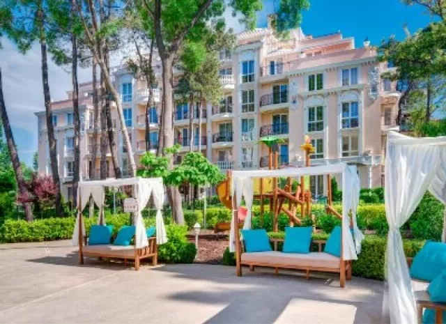 Hotel Venera And Anastasia Palace