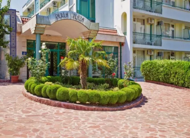 Hotel Perla Plaza