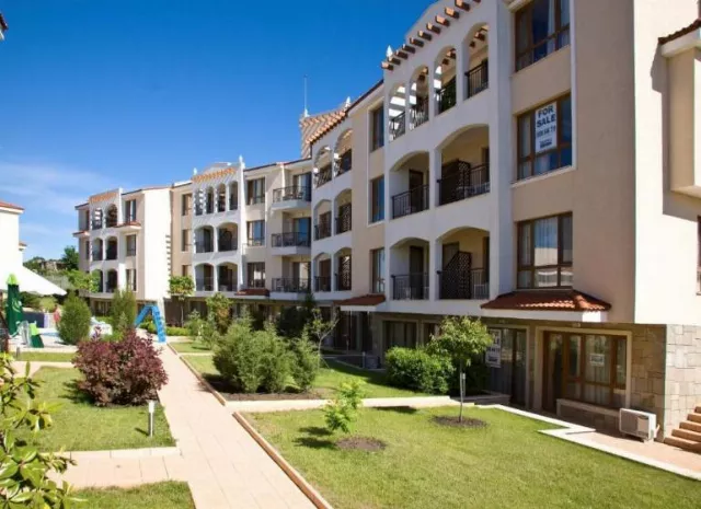 Apartments Bay