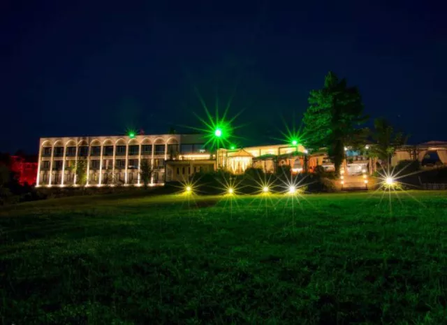 Park Hotel Raya Garden