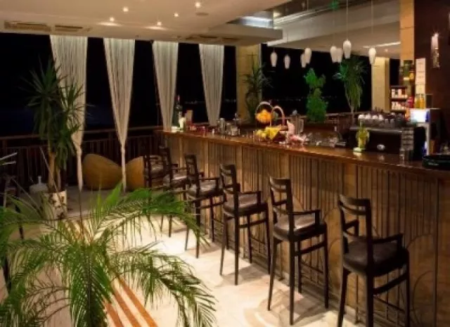Hotel Garden Of Eden Apartments