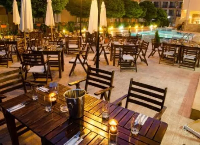 Hotel Tropiks