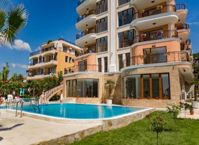 Hotel Fenix Dinevi Resort