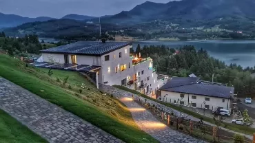 Hotel Panoramic, Romania / Colibita