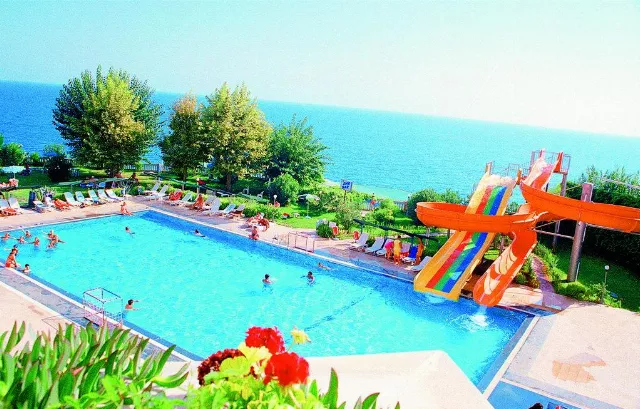 Hotel Nazar Beach Resort