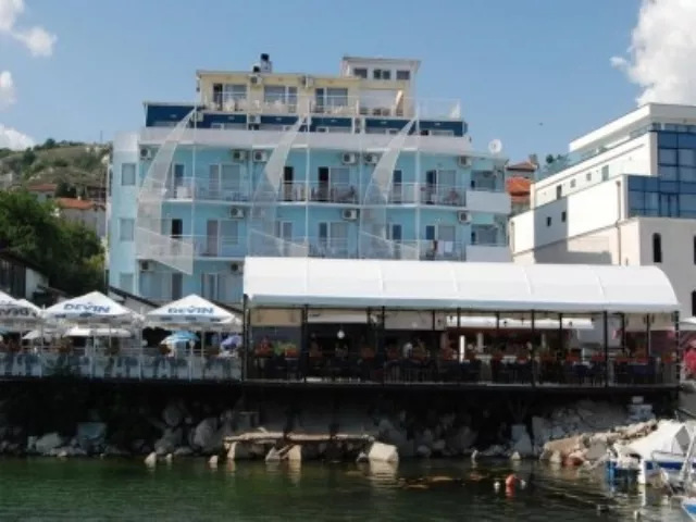 Hotel Lotos