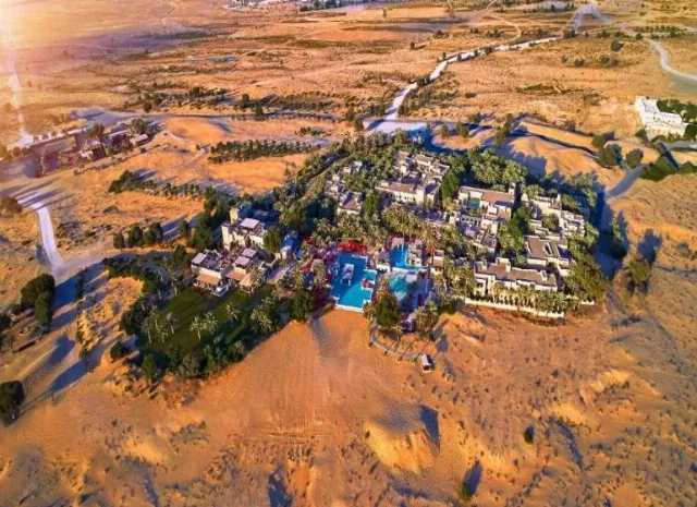 Hotel Bab Al Shams Desert Resort & Spa