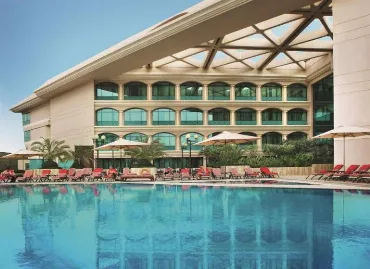 Hotel Movenpick Grand Al Bustan Dubai, United Arab Emirates / Dubai / Deira