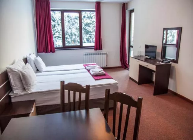 Hotel Borovets Green