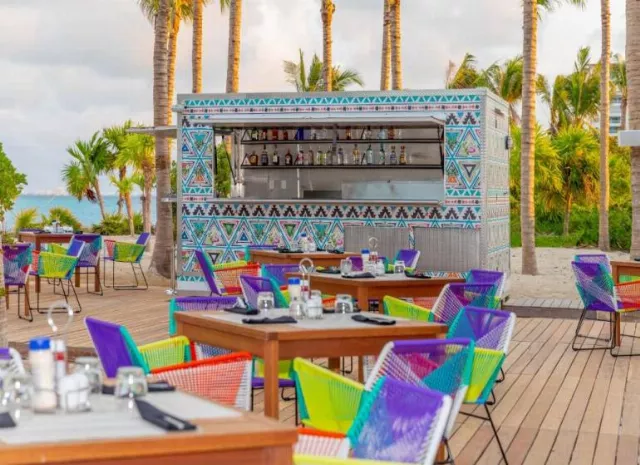 Hotel Garza Blanca Resort & Spa
