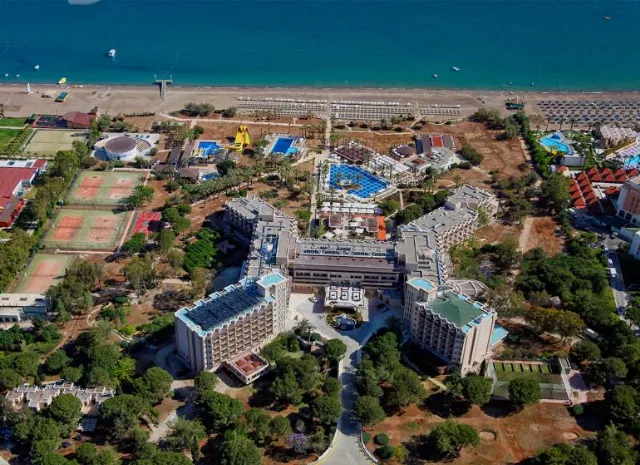 Hotel Crystal Tat Beach Golf Resort & Spa