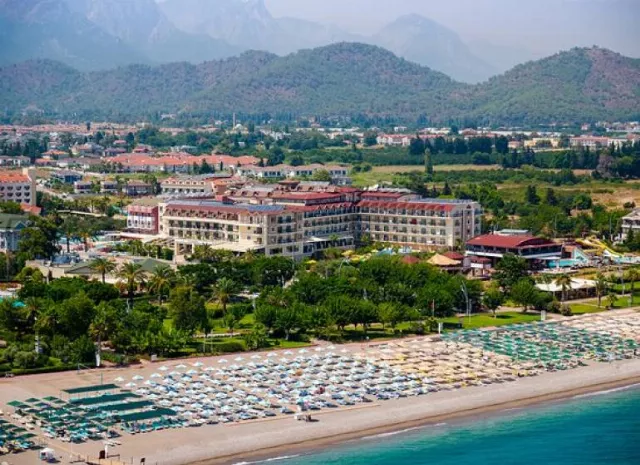 Hotel L'oceanica Beach Resort