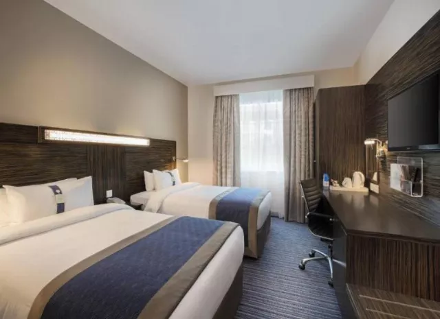 Hotel Holiday Inn Express Dubai - Safa Park