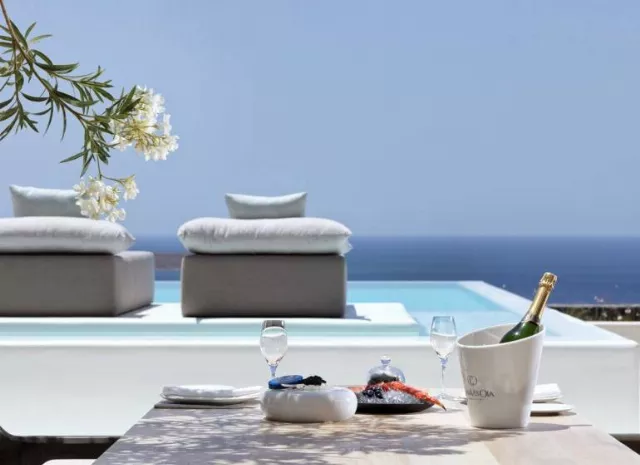 Hotel Canaves Oia Epitome - Small Luxury Hotels Of The World