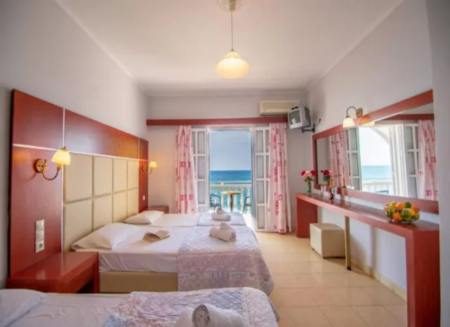 Hotel Agoulos Beach