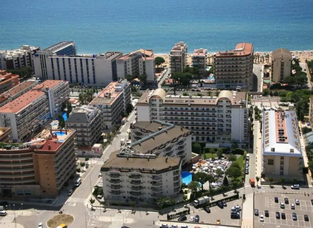 Hotel Aqua Montagut Suites