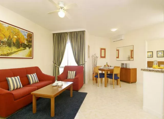 Select Benal Beach Apartments