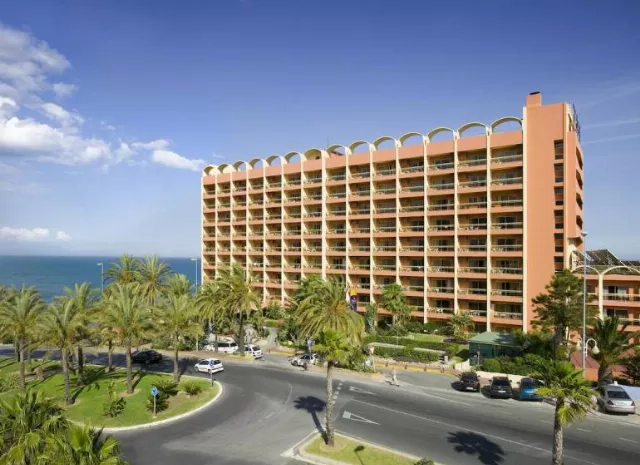 Sunset Beach Club Hotel