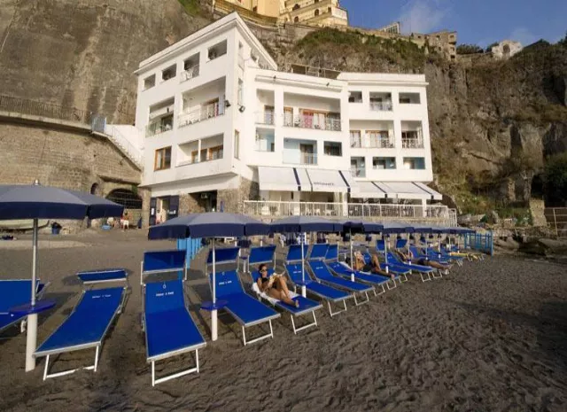 Hotel Giosue A Mare