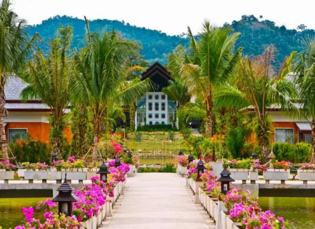 Hotel Beyond Resort Khaolak (adults Only)