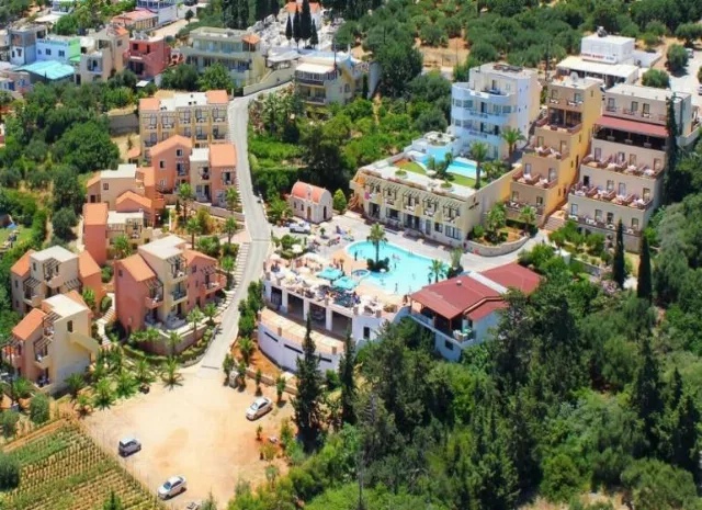 Hotel Asterias Village Resort