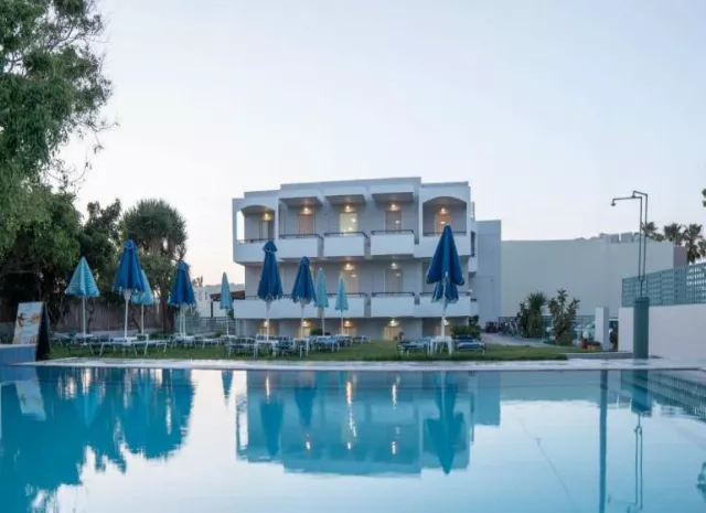 Pinelopi Hotel & Apartments