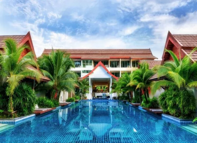 Lesprit De Naiyang Beach Resort