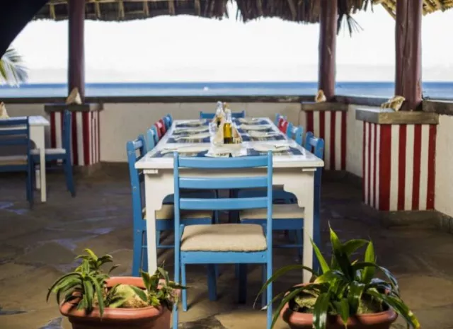 Hotel Bahari Beach