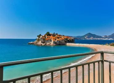 California Sveti Stefan, Muntenegru / Budva-becici