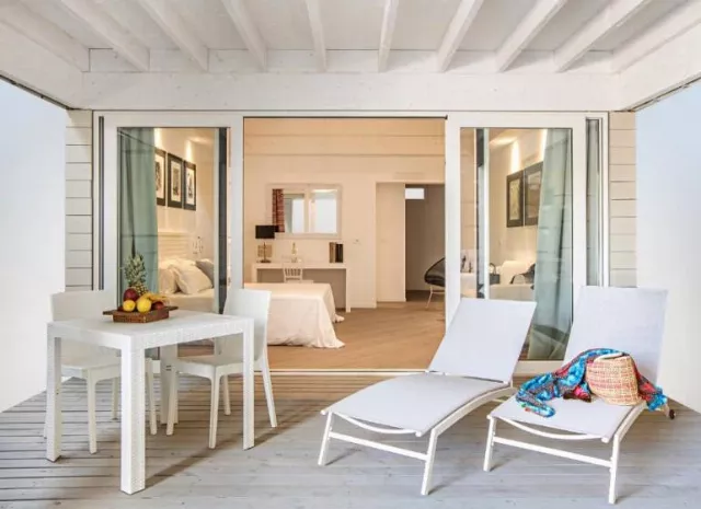 Hotel Sandies Bathala Island Resort