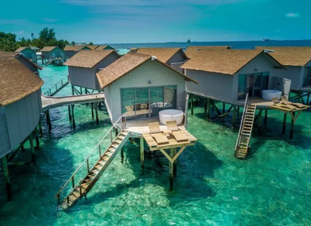 Hotel Centara Ras Fushi Resort