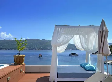 Aparthotel Kalamota Beach House, Croatia / Insula Kolocep