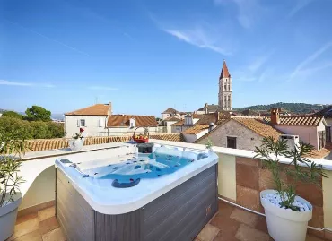 Hotel Palace Derossi, Croatia / Trogir