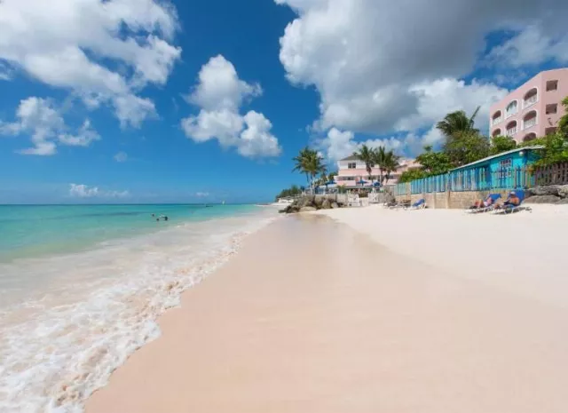 Butterfly Beach Hotel