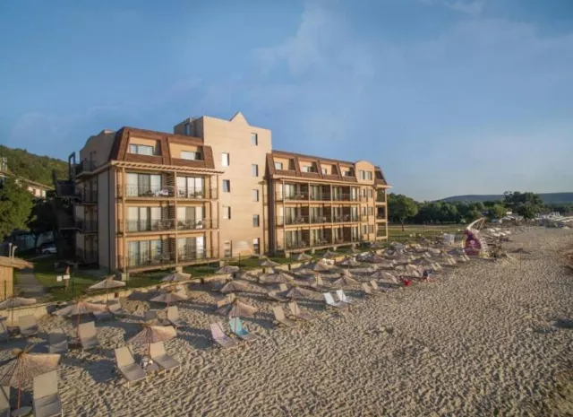 Hotel Effect Algara Beach